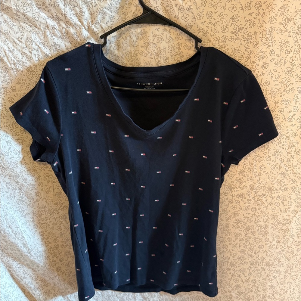 Tommy Hilfiger Women's Navy Patterned Tee
